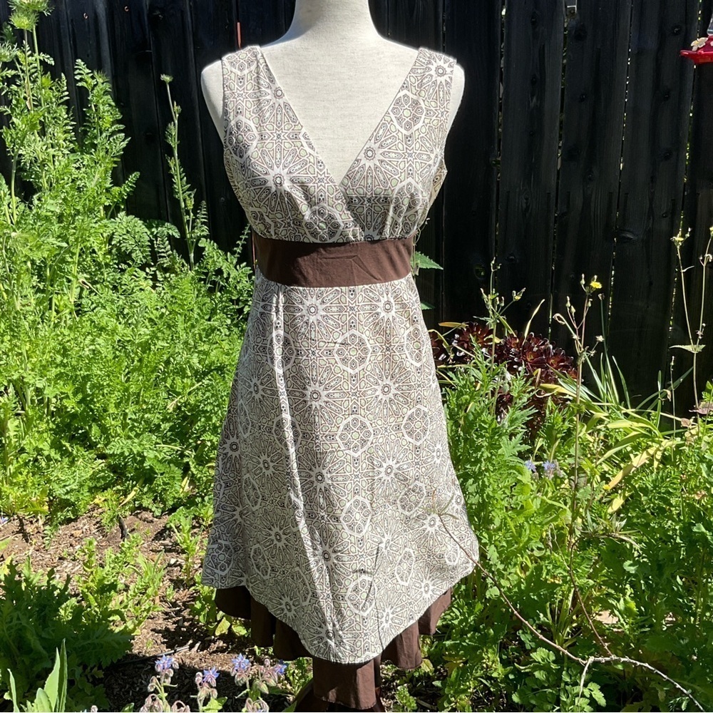 Delia’s Dress Juniors Size 7/8 Tie Back Brown Cream V Neck Cotton Tribal Print
